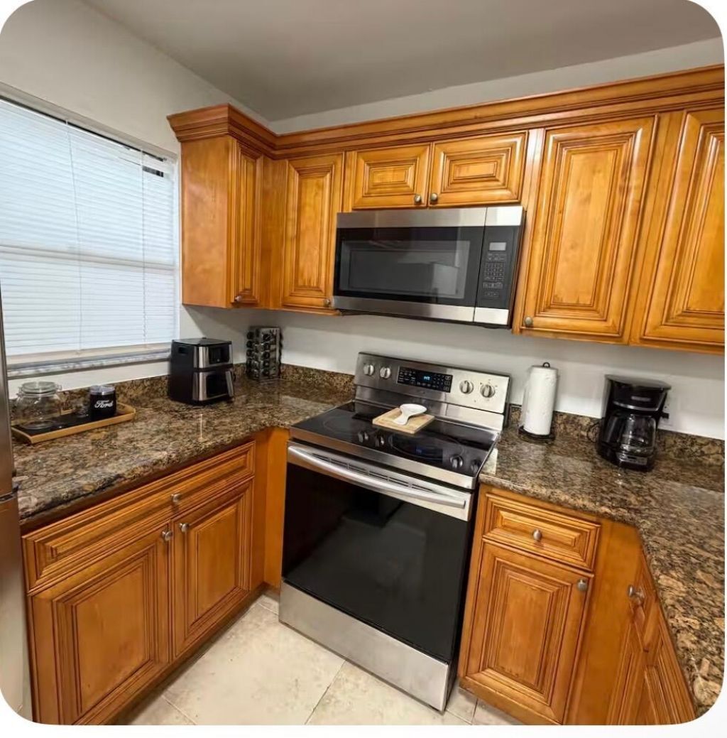1620 Balfour Point Drive, Unit B, West Palm Beach, FL 33411 Photo