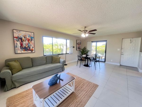 6499 NE 7th Avenue, Boca Raton, FL 33487