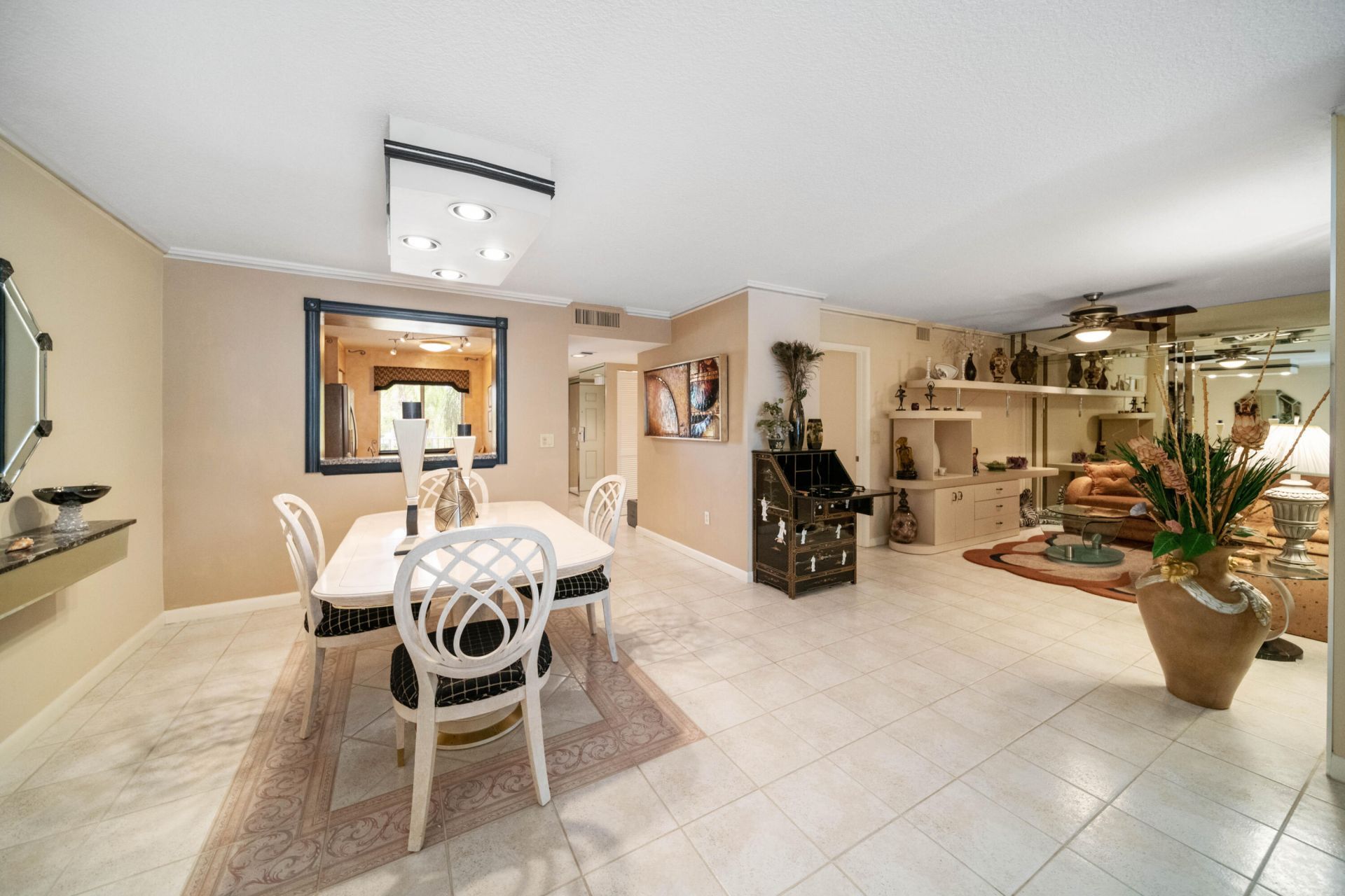 6037 Pointe Regal Circle, Unit 307, Delray Beach, FL 33484 Photo
