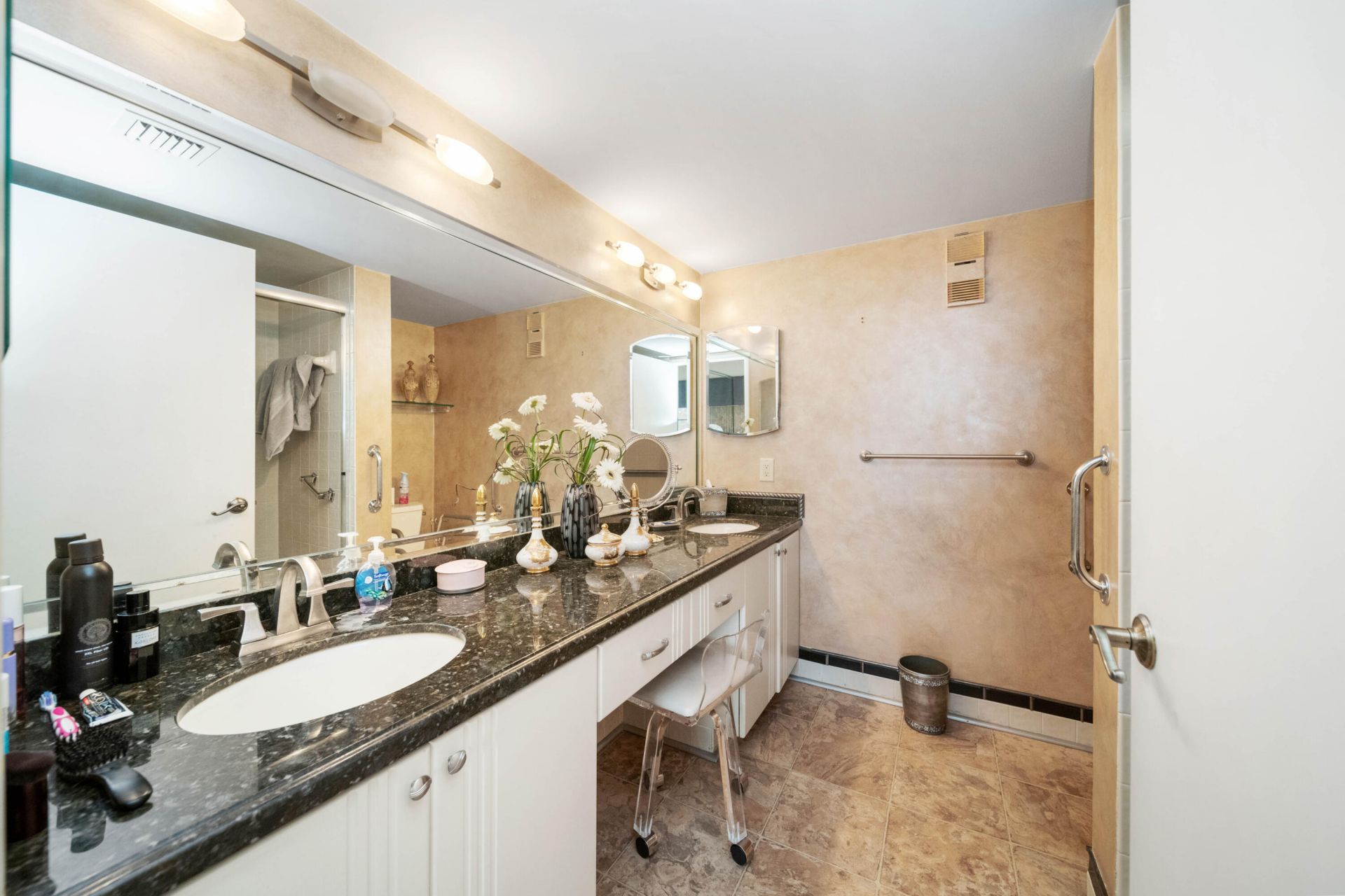 6037 Pointe Regal Circle, Unit 307, Delray Beach, FL 33484 Photo