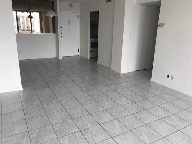 111 Briny Avenue, Unit 12-06, Pompano Beach, FL 33062 Photo