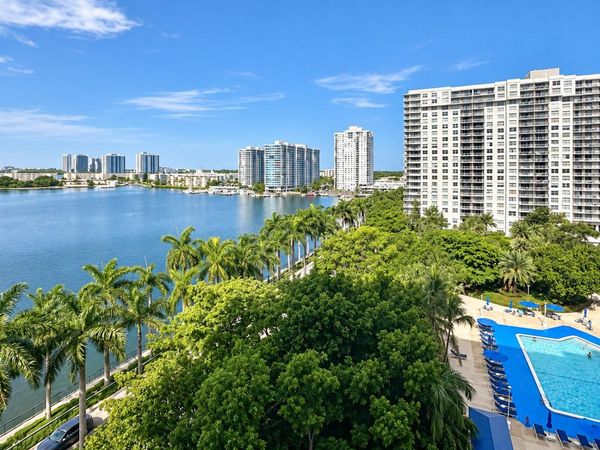 2851 NE 183rd Street, Unit 914e, Aventura, FL 33160