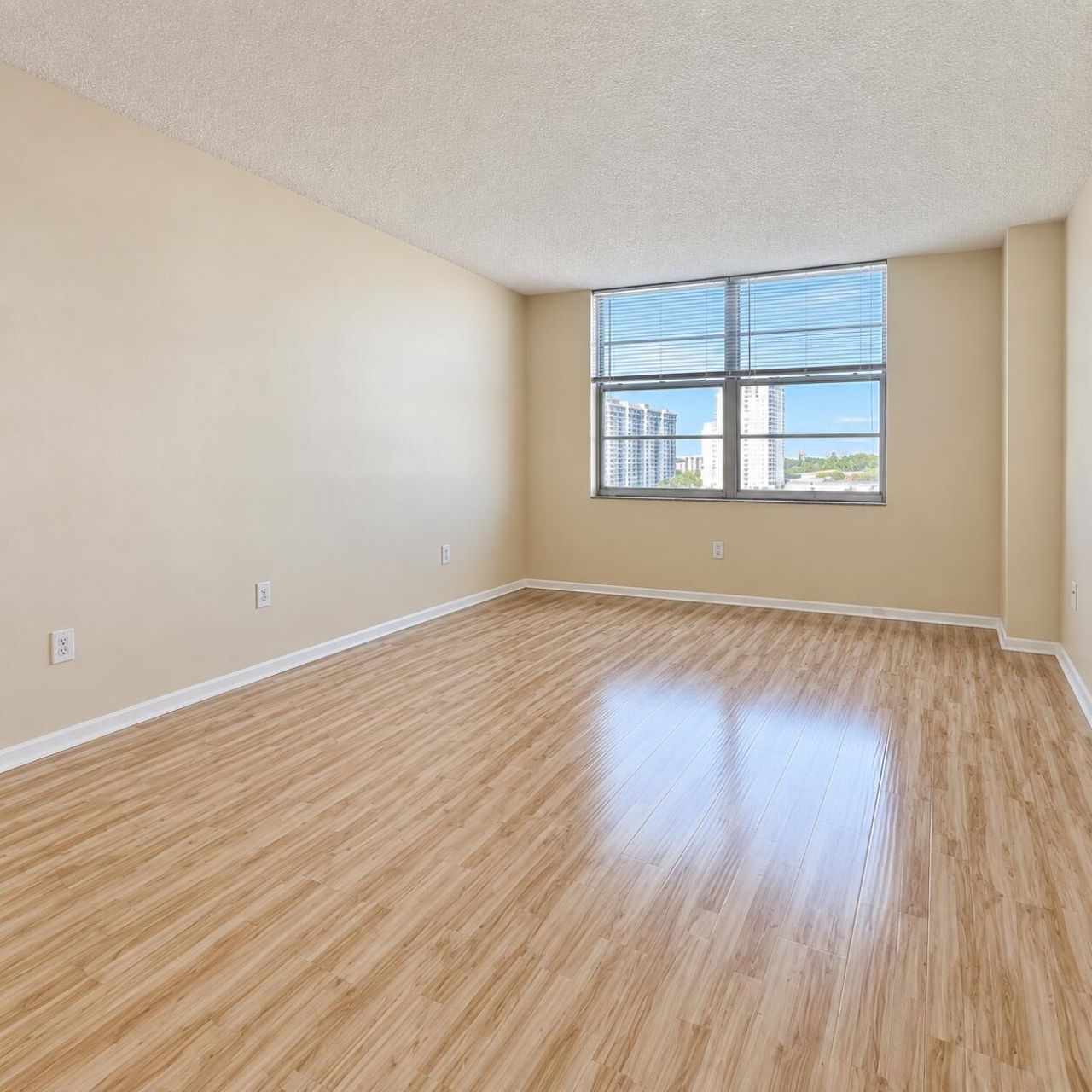 2851 NE 183rd Street, Unit 914e, Aventura, FL 33160 Photo