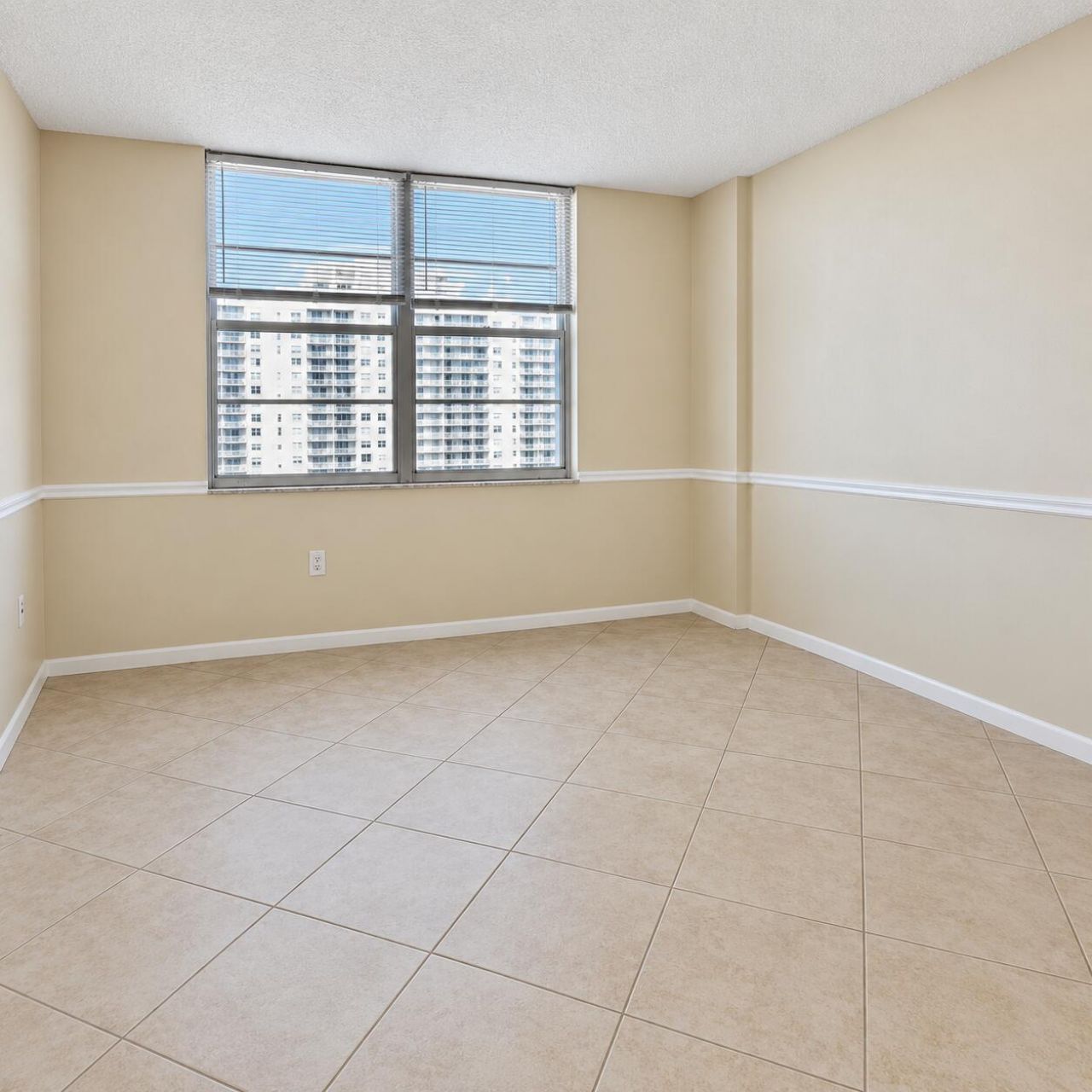 2851 NE 183rd Street, Unit 914e, Aventura, FL 33160 Photo