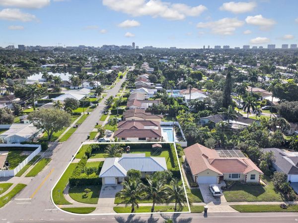 1100 SW 12th Avenue, Boca Raton, FL 33486