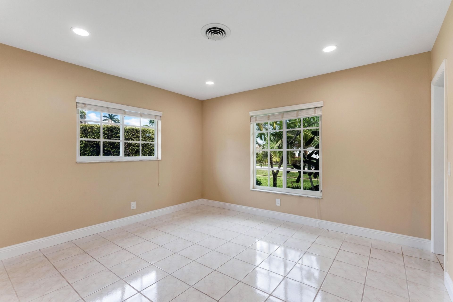 1100 SW 12th Avenue, Boca Raton, FL 33486 Photo