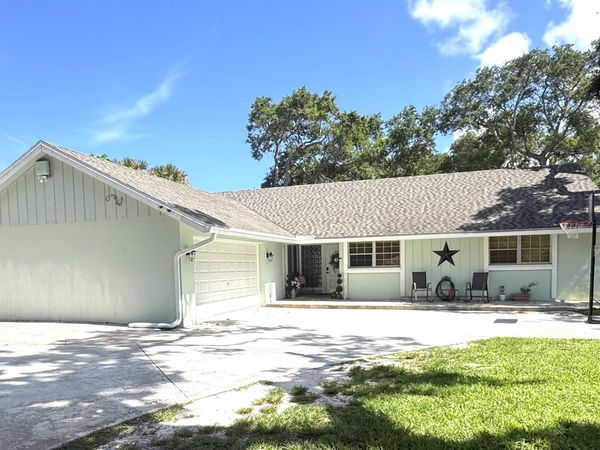 2518 Ranch House Road, West Palm Beach, FL 33406