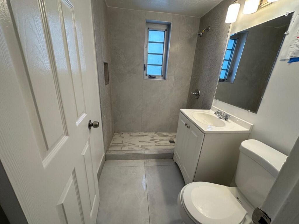 3631 Thomas Avenue, Unit 4, Miami, FL 33133 Photo