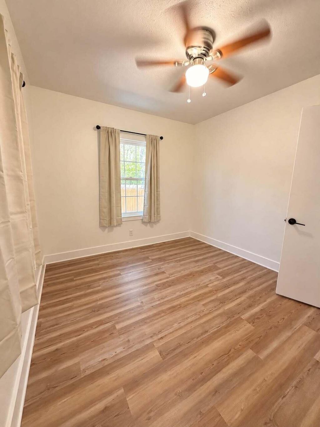 175 E 24th Street, Riviera Beach, FL 33404 Photo
