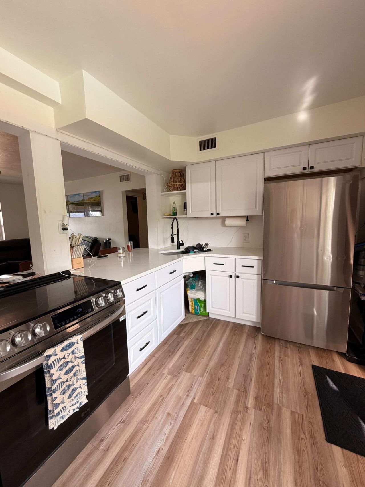 175 E 24th Street, Riviera Beach, FL 33404 Photo