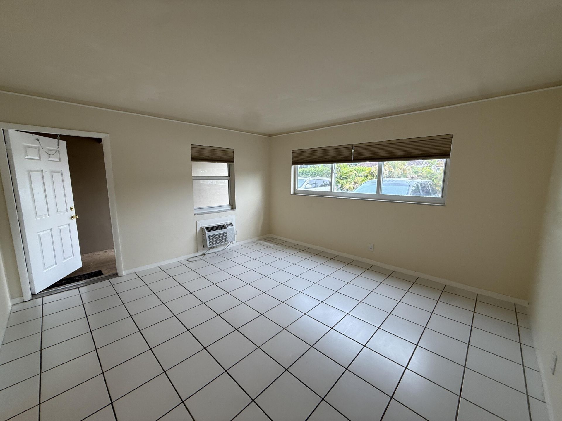 909 SE 14th Court, Unit 2, Fort Lauderdale, FL 33316 Photo