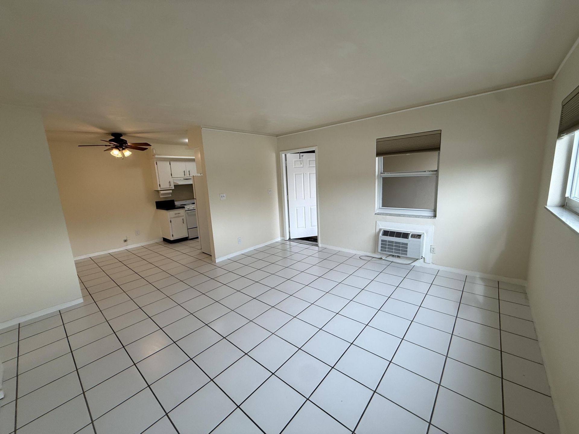 909 SE 14th Court, Unit 2, Fort Lauderdale, FL 33316 Photo