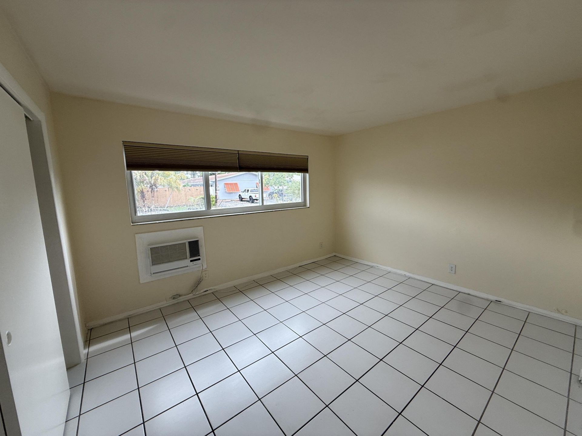 909 SE 14th Court, Unit 2, Fort Lauderdale, FL 33316 Photo