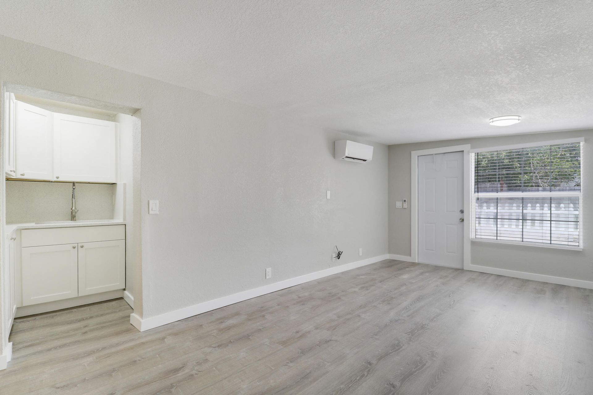 711 4th Avenue S, Unit 709, Lake Worth Beach, FL 33460 Photo