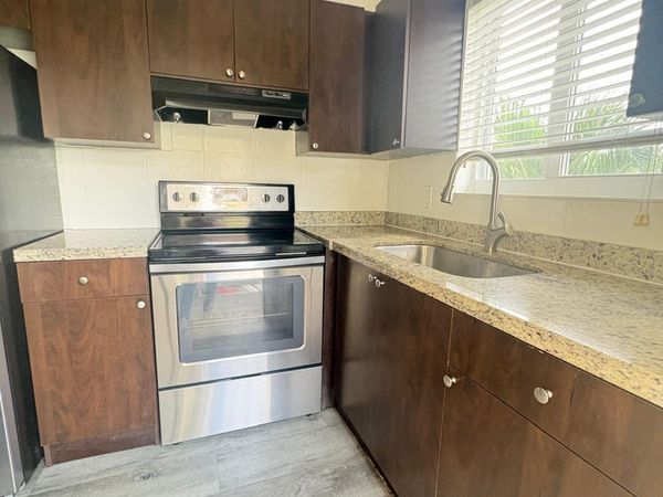 5829 NW 17TH Place, Unit 3, Sunrise, FL 33313