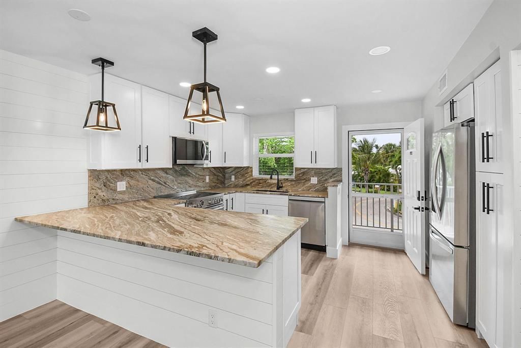 200 N El Mar Drive, Unit B202, Jensen Beach, FL 34957 Photo