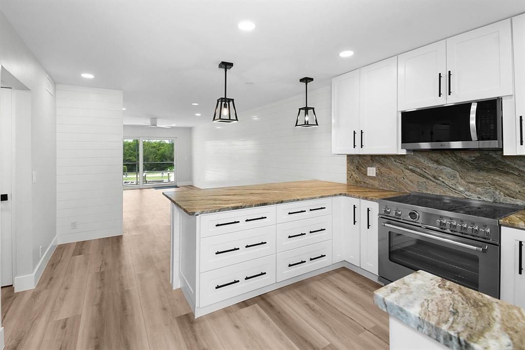 200 N El Mar Drive, Unit B202, Jensen Beach, FL 34957 Photo