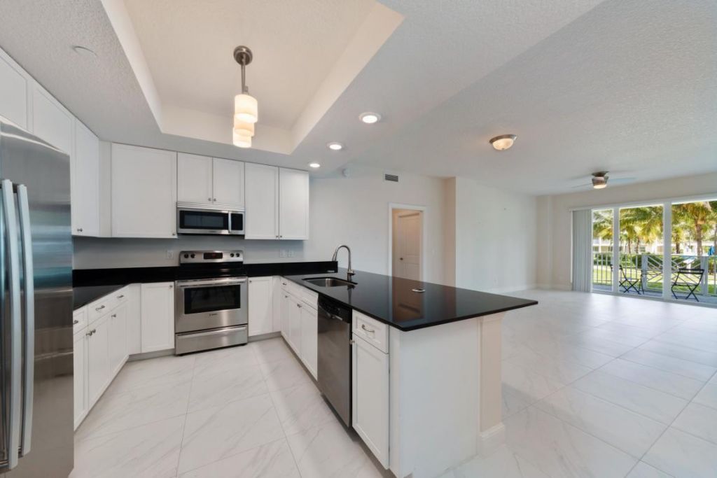 312 Bay Colony Drive N, Unit 312, Juno Beach, FL 33408 Photo