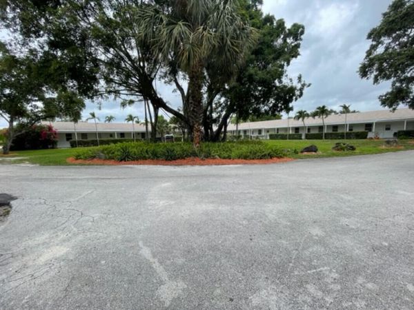 3000 NW 5th Avenue, Unit 15, Boca Raton, FL 33431
