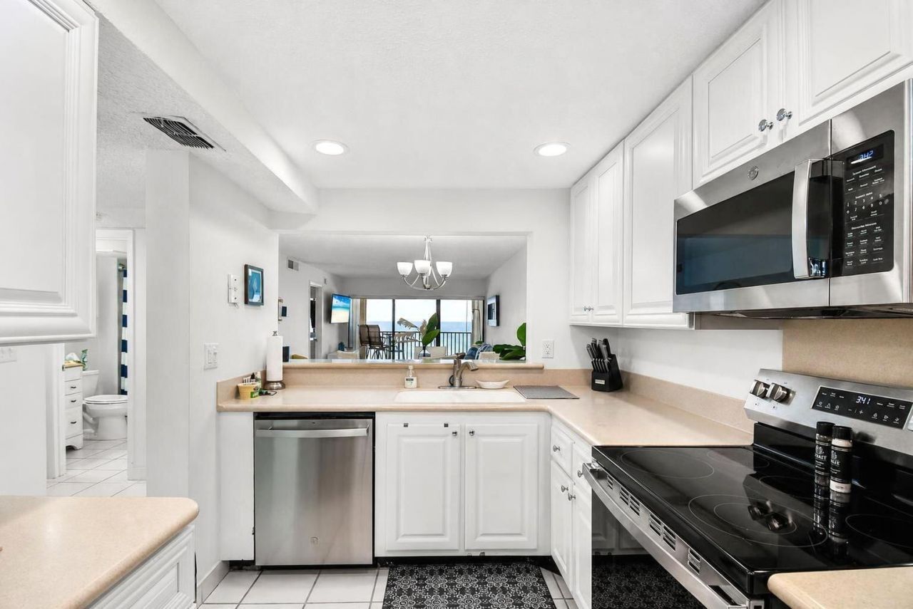 10152 S Ocean Drive, Unit 718B, Jensen Beach, FL 34957 Photo
