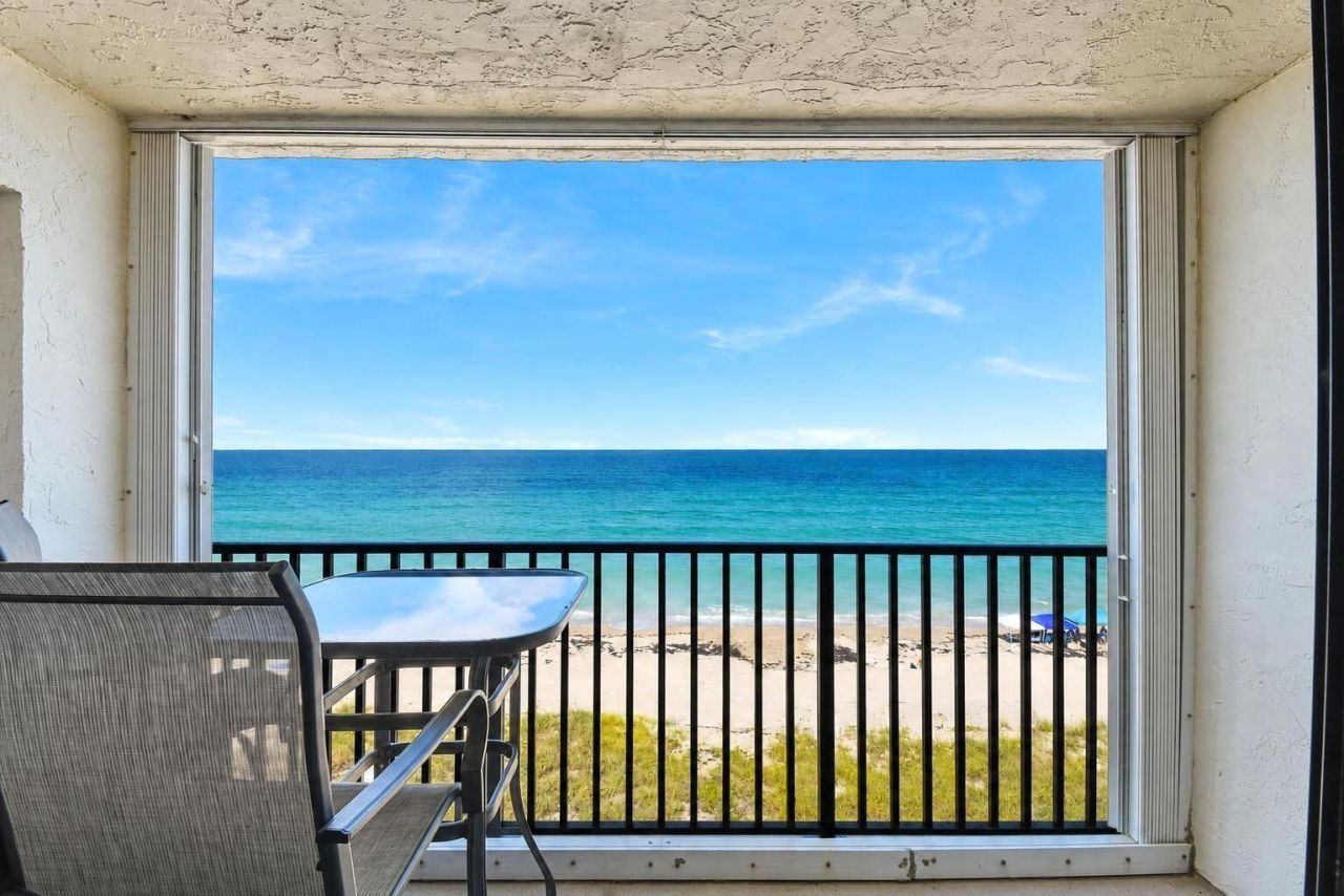 10152 S Ocean Drive, Unit 718B, Jensen Beach, FL 34957 Photo