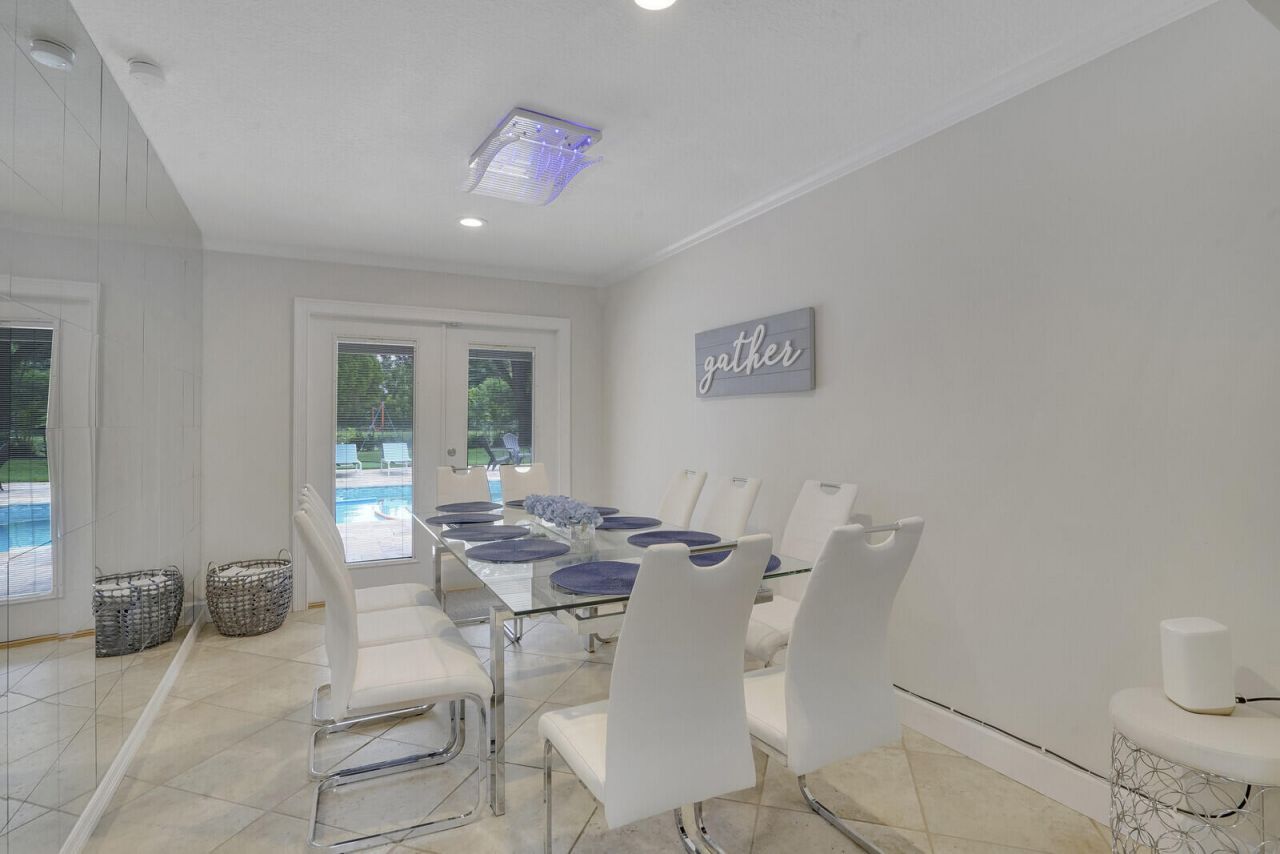 166 Old Country Road S, Wellington, FL 33414 Photo