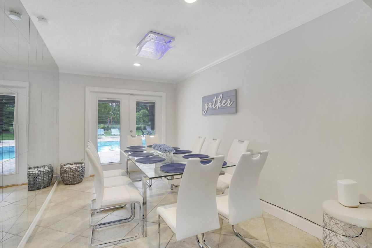 166 Old Country Road S, Wellington, FL 33414 Photo