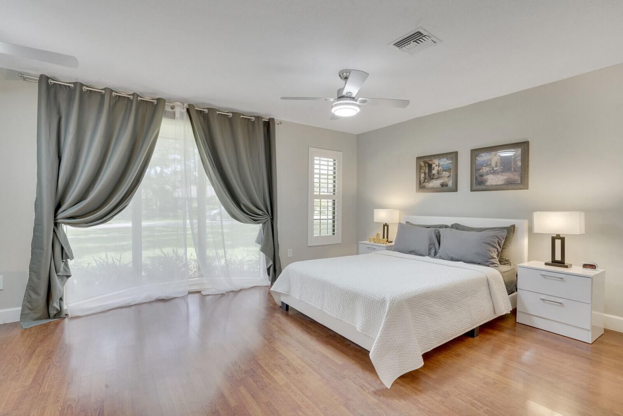 166 Old Country Road S, Wellington, FL 33414 Photo