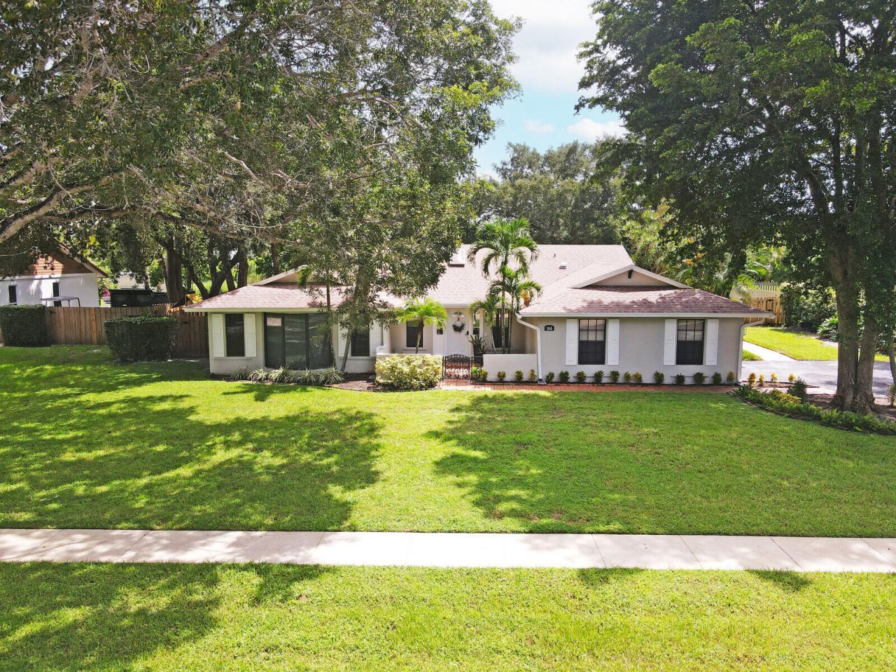 166 Old Country Road S, Wellington, FL 33414 Photo