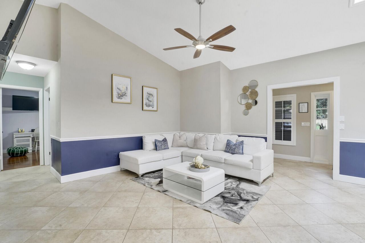 166 Old Country Road S, Wellington, FL 33414 Photo