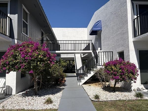 1180 CARLTON Court, Unit 207B, Fort Pierce, FL 34949