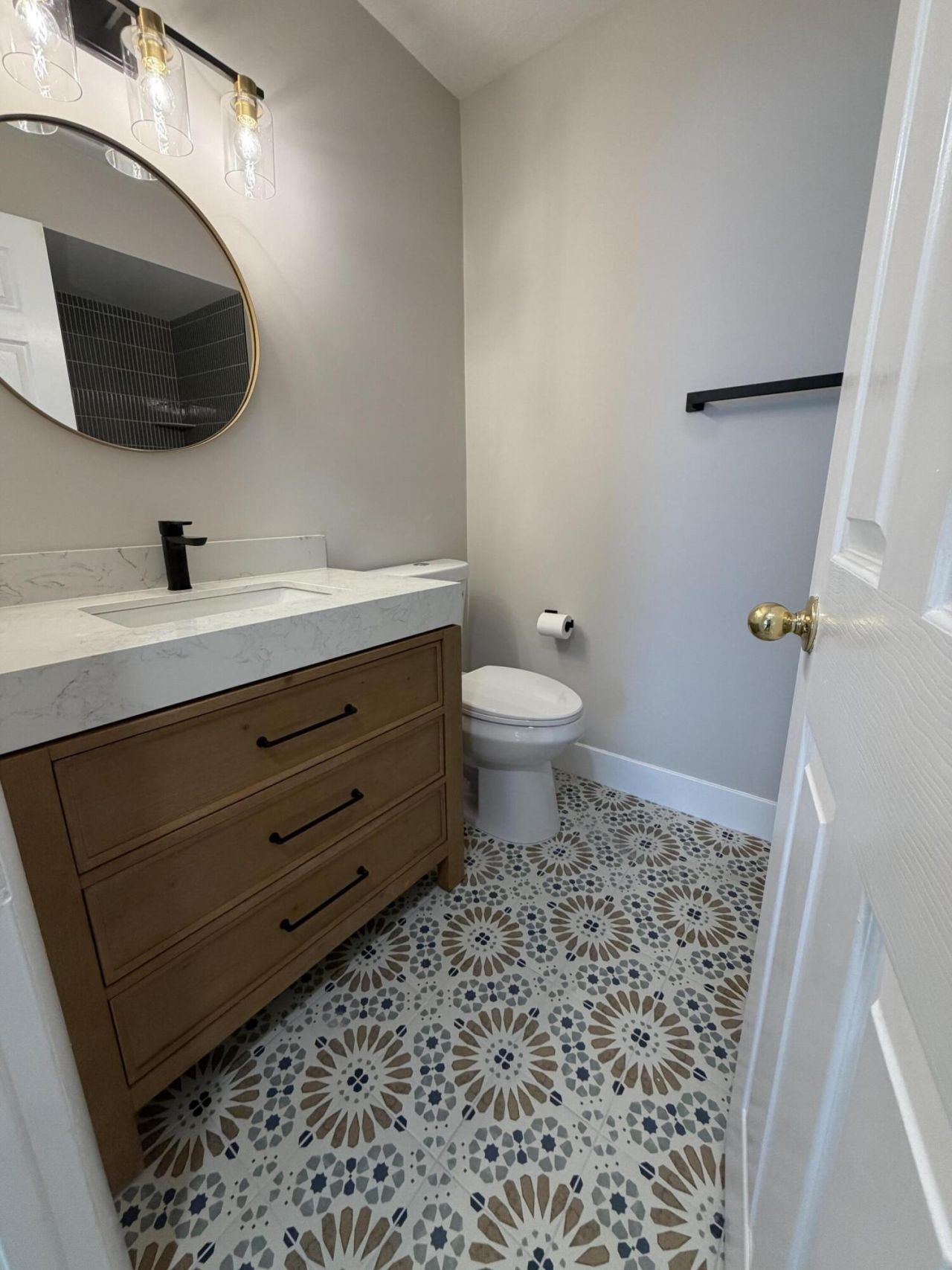 1180 Carlton Court, Unit 207B, Fort Pierce, FL 34949 Photo