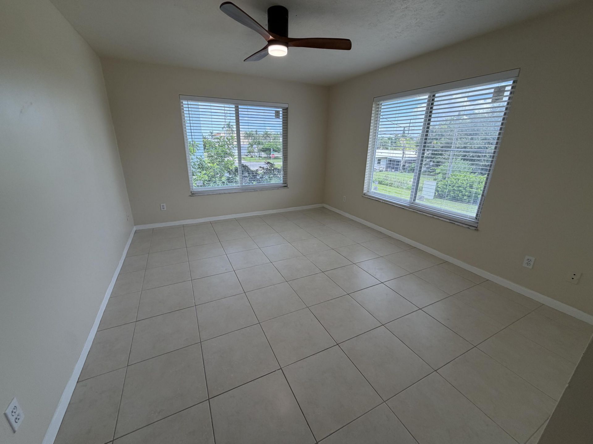 1180 Carlton Court, Unit 207B, Fort Pierce, FL 34949 Photo
