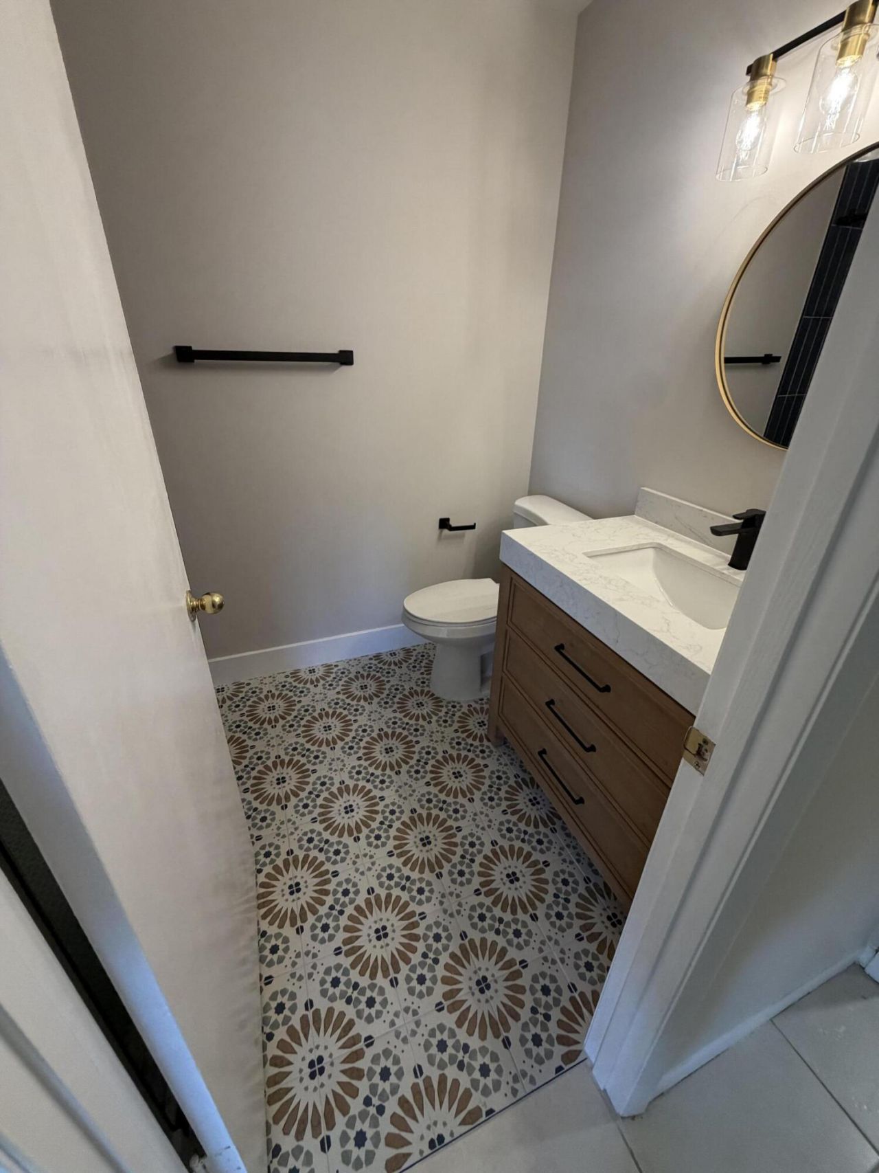 1180 Carlton Court, Unit 207B, Fort Pierce, FL 34949 Photo