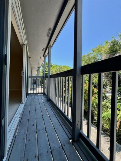1180 Carlton Court, Unit 207B, Fort Pierce, FL 34949 Photo