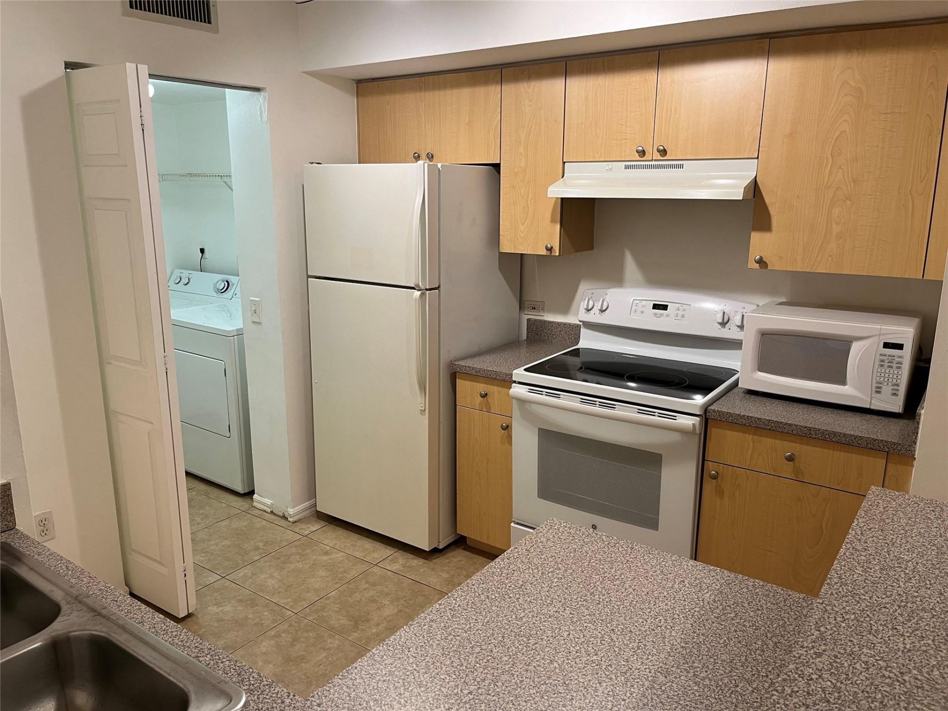 913 Villa Circle, Unit 913, Boynton Beach, FL 33435 Photo