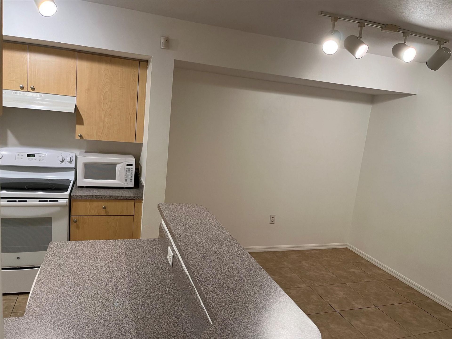 913 Villa Circle, Unit 913, Boynton Beach, FL 33435 Photo