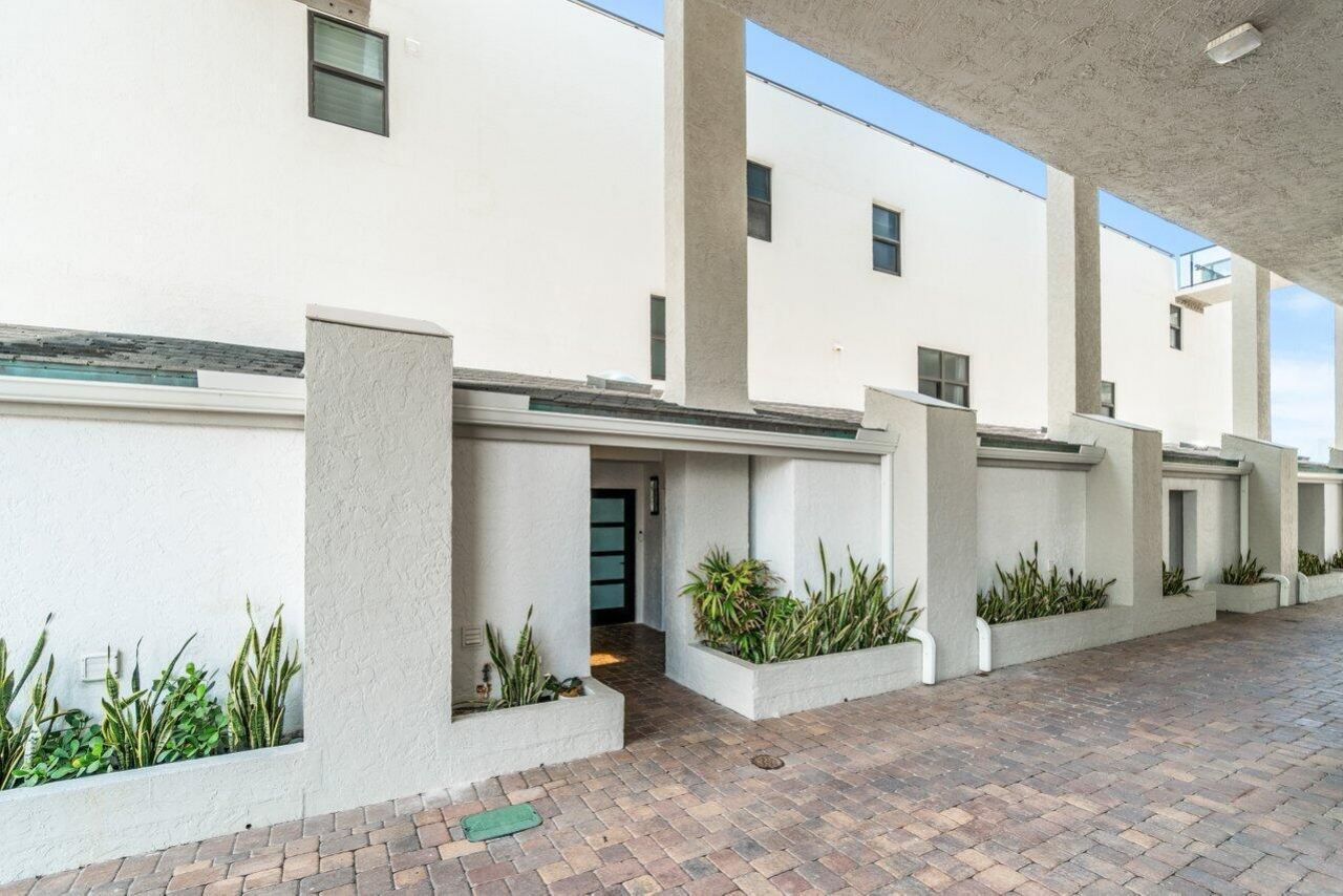 3115 S Ocean Boulevard, Unit 104, Highland Beach, FL 33487 Photo