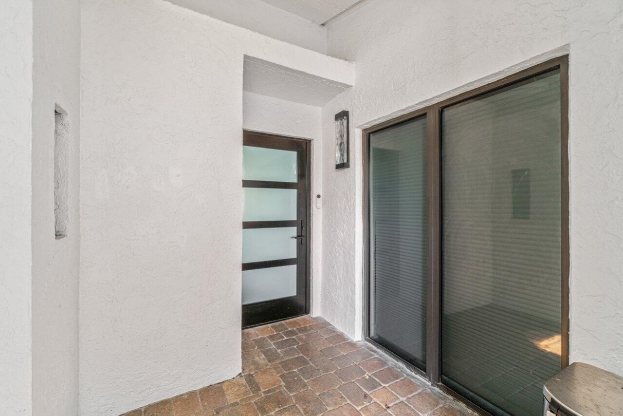 3115 S Ocean Boulevard, Unit 104, Highland Beach, FL 33487 Photo