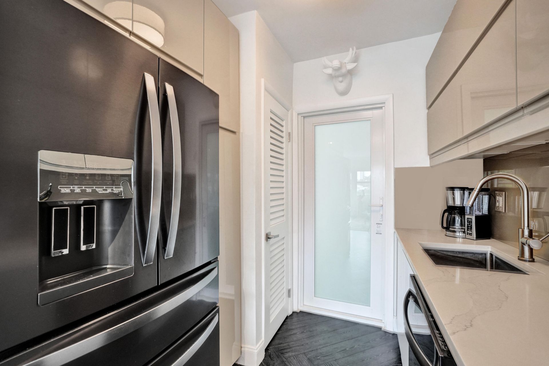 3250 NE 28th Street, Unit 306, Fort Lauderdale, FL 33308 Photo