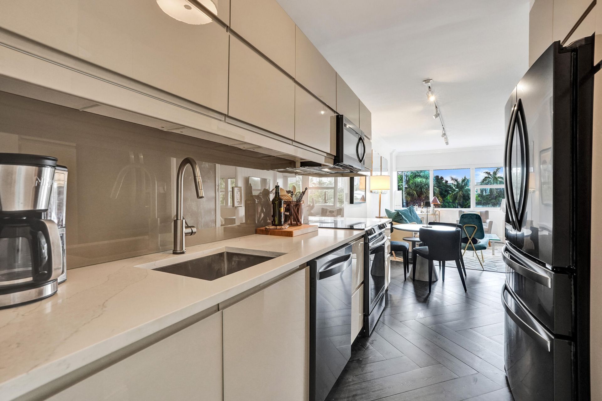 3250 NE 28th Street, Unit 306, Fort Lauderdale, FL 33308 Photo