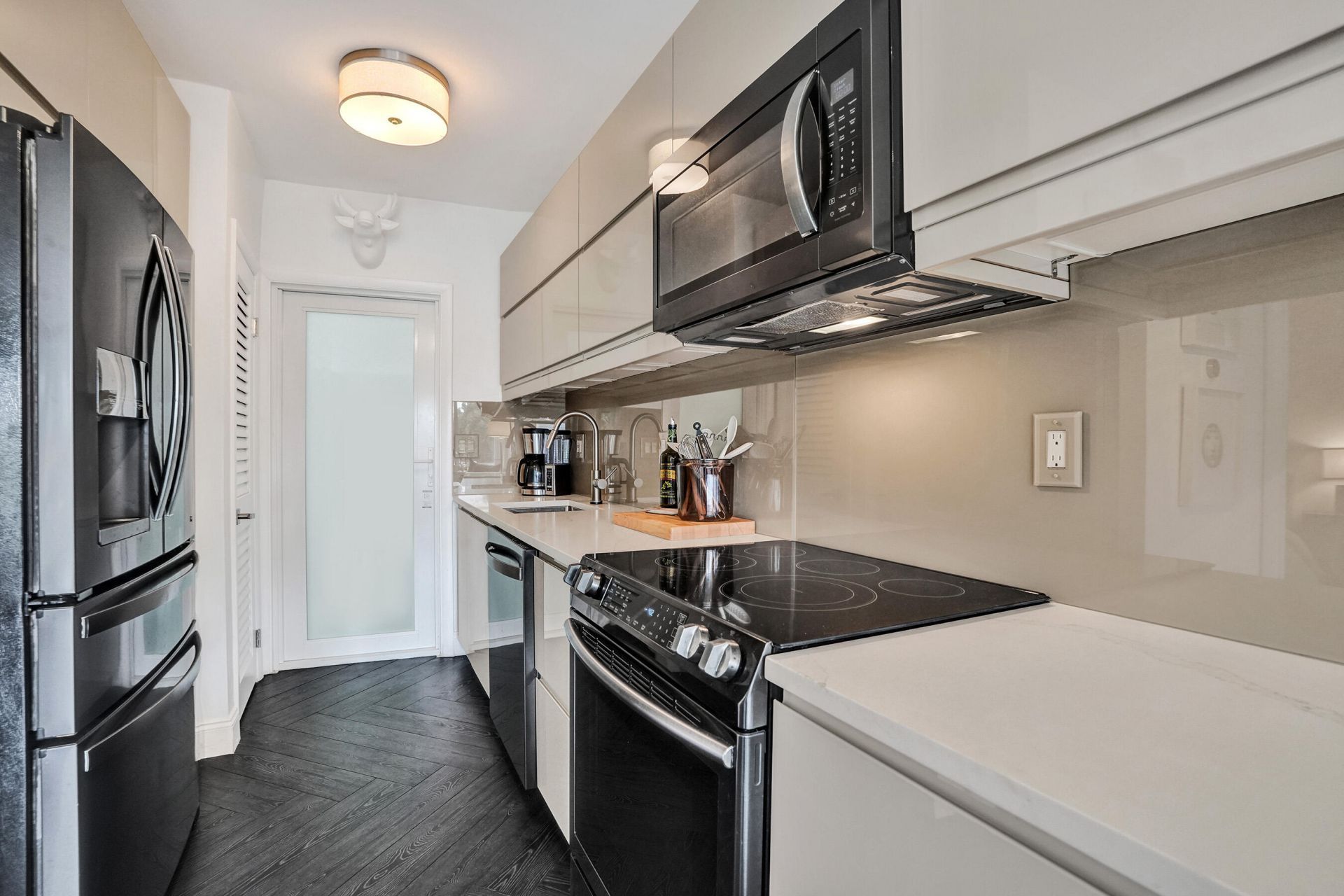 3250 NE 28th Street, Unit 306, Fort Lauderdale, FL 33308 Photo