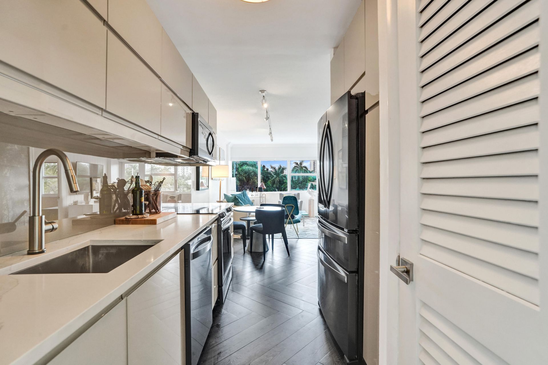 3250 NE 28th Street, Unit 306, Fort Lauderdale, FL 33308 Photo
