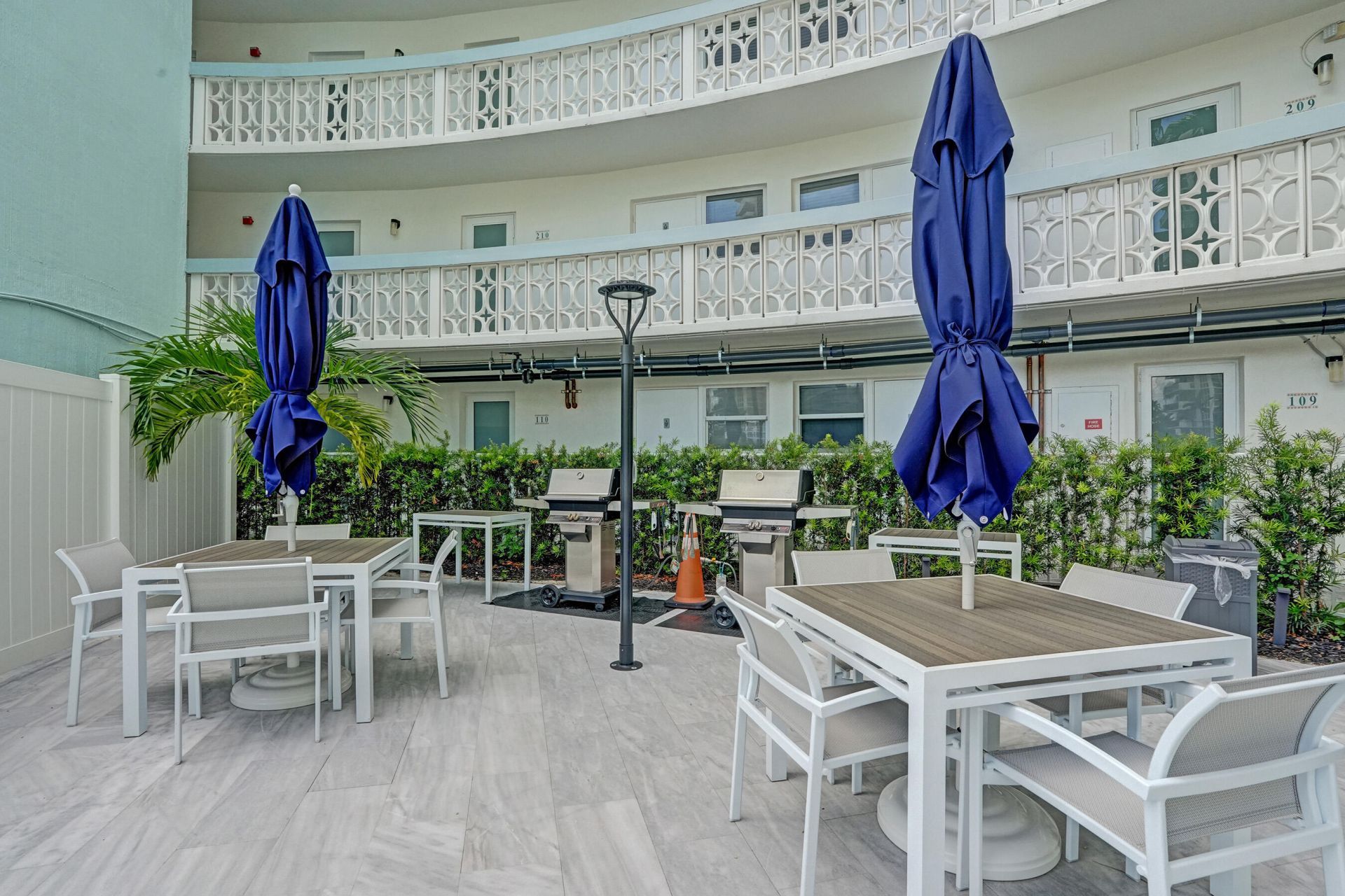 3250 NE 28th Street, Unit 306, Fort Lauderdale, FL 33308 Photo