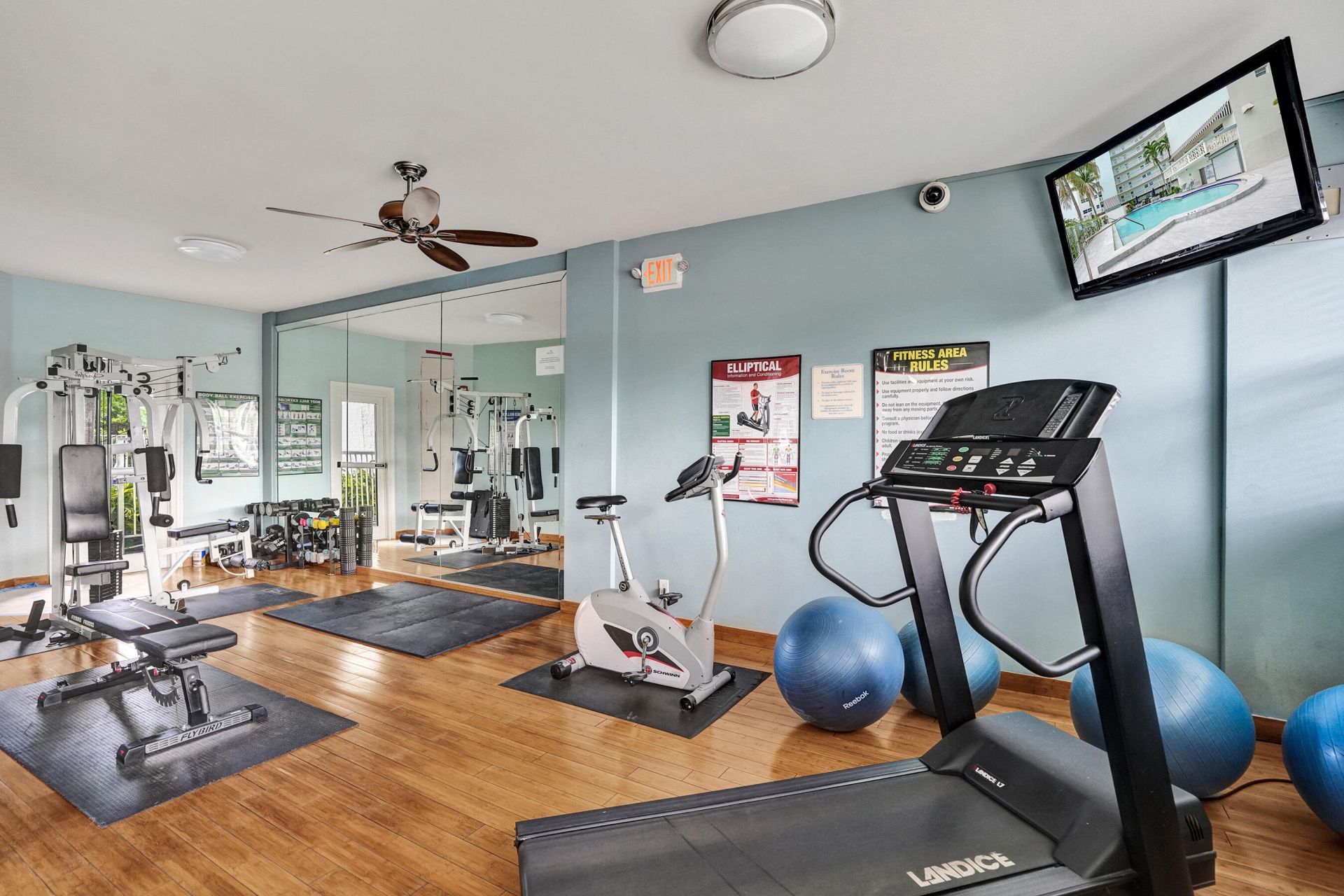 3250 NE 28th Street, Unit 306, Fort Lauderdale, FL 33308 Photo