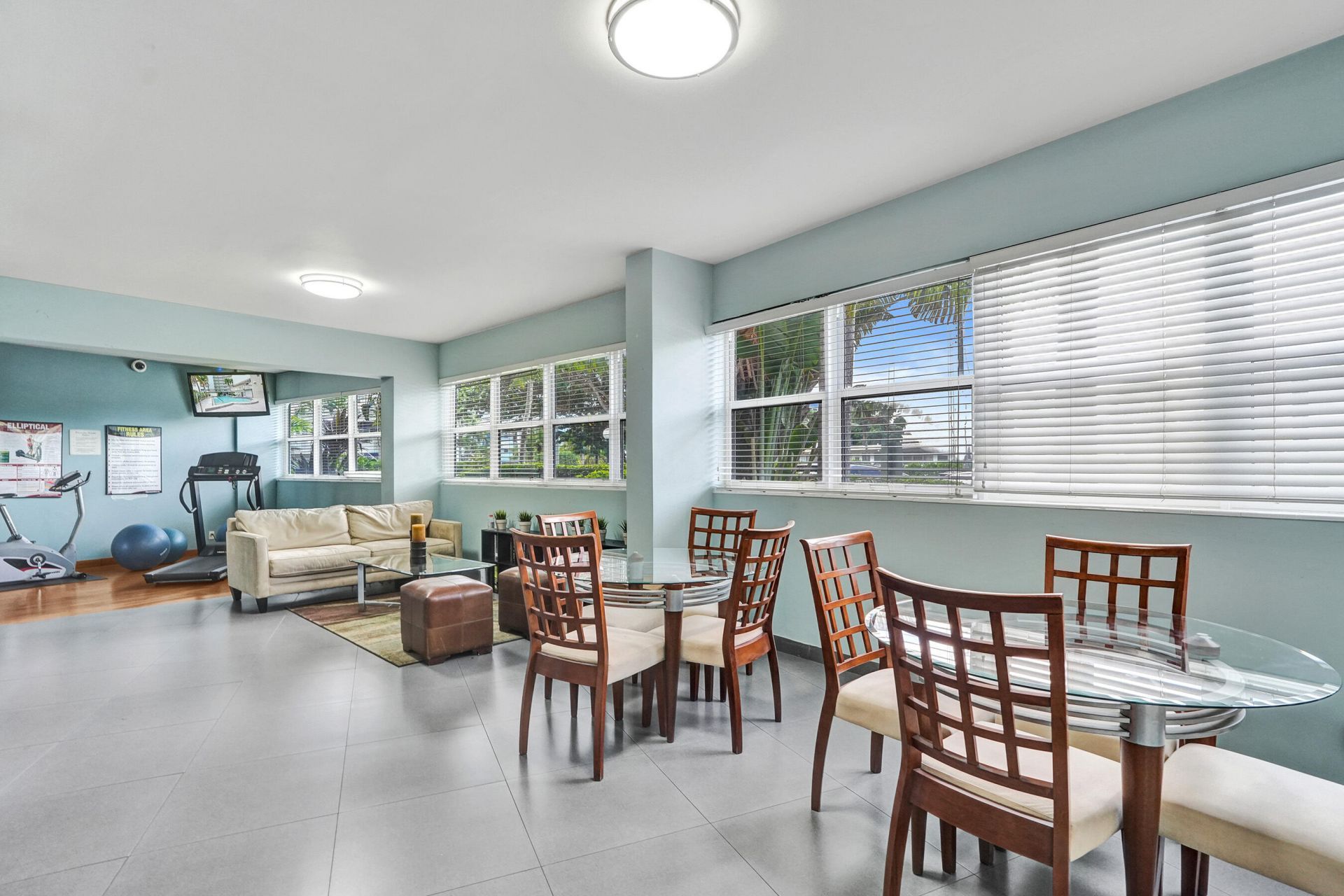 3250 NE 28th Street, Unit 306, Fort Lauderdale, FL 33308 Photo
