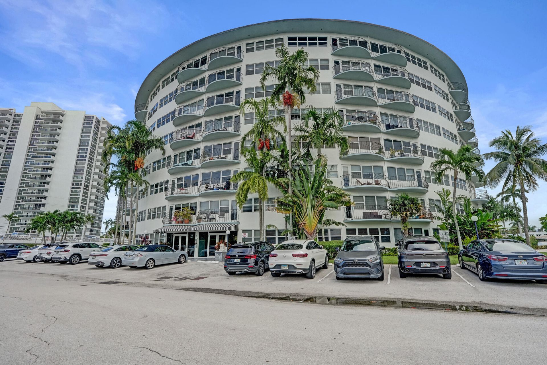 3250 NE 28th Street, Unit 306, Fort Lauderdale, FL 33308 Photo