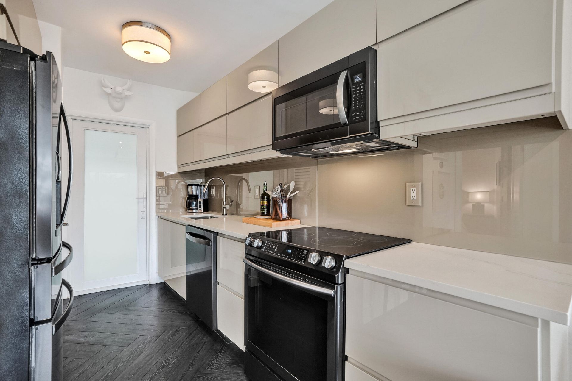 3250 NE 28th Street, Unit 306, Fort Lauderdale, FL 33308 Photo