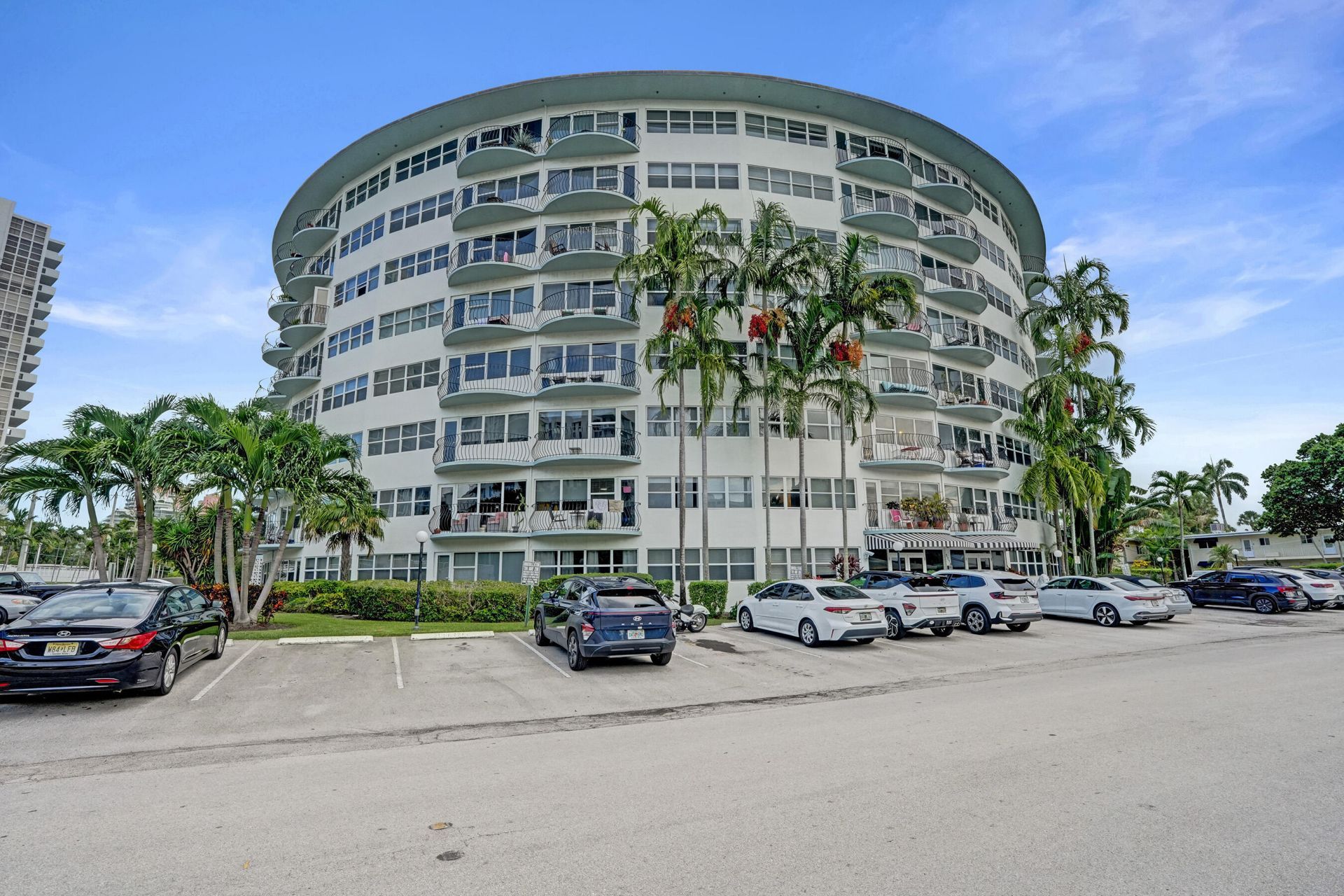 3250 NE 28th Street, Unit 306, Fort Lauderdale, FL 33308 Photo