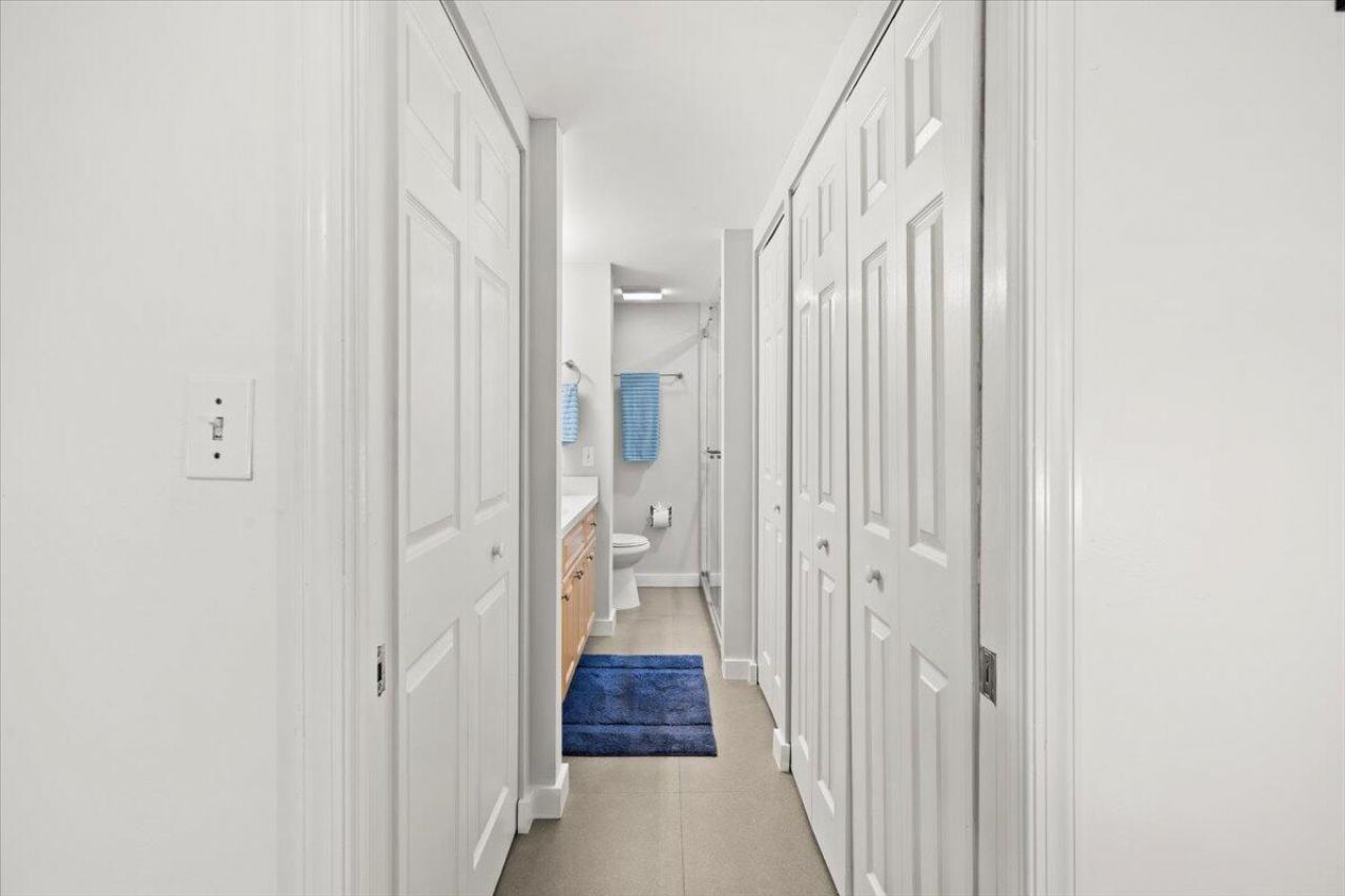 250 NE 20th Street, Boca Raton, FL 33431 Photo